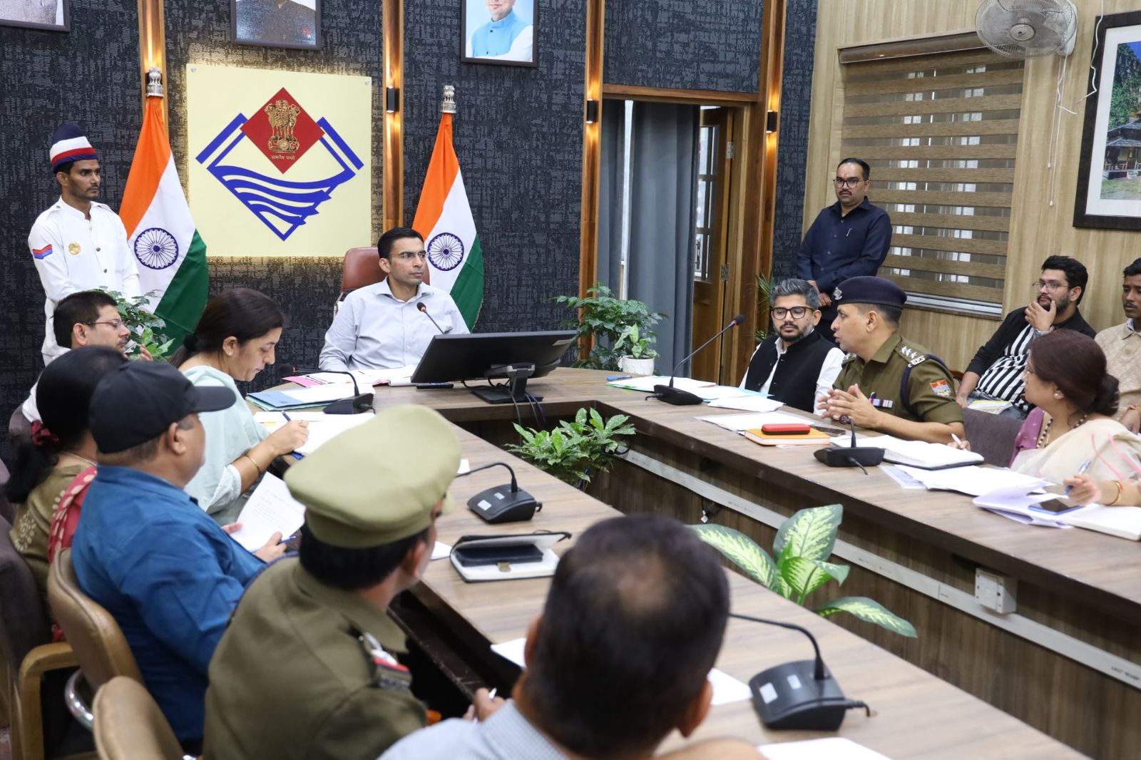 ‘‘भिक्षा से शिक्षा ओर’’ जिला प्रशासन की स्वर्णिम पहल आधुनिक इंटेंसिव केयर सेंटर;