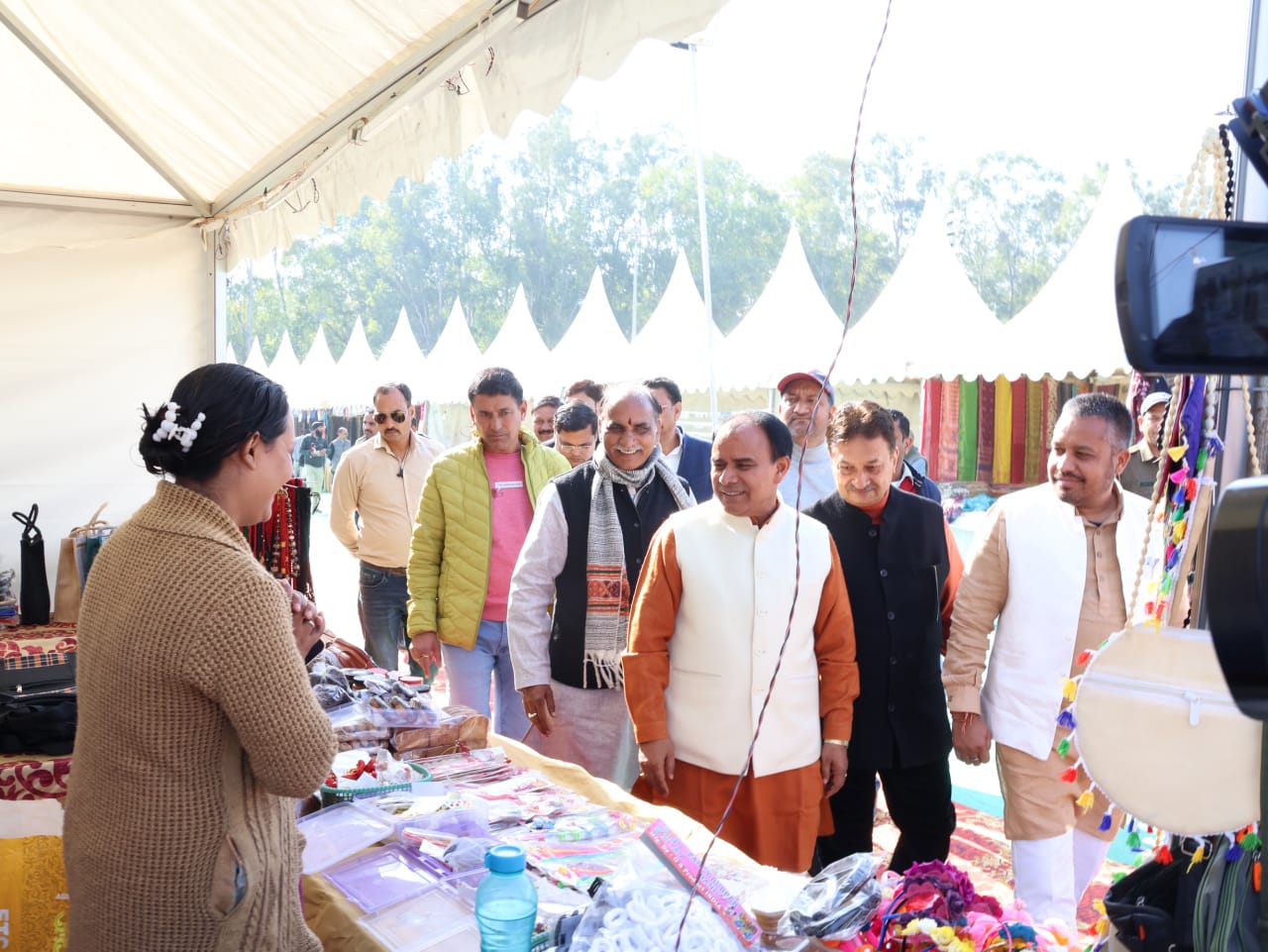 कैबिनेट मंत्री डॉ. धन सिंह रावत ने युवाओं से पहाड़ी उत्पादों को ब्रांड बनाने का किया आग्रह