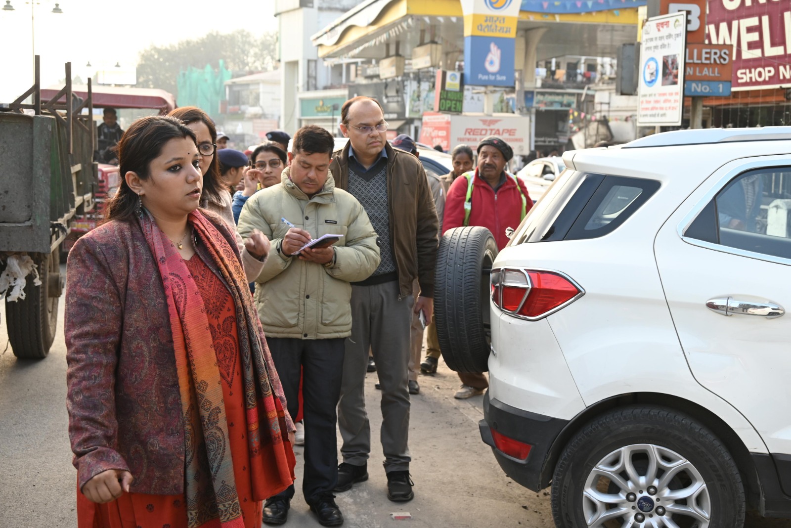 अवैध अतिक्रमण पर जीरो टॉलरेंस: देहरादून में जिला प्रशासन का बड़ा एक्शन, सैकड़ों वाहन जब्त
