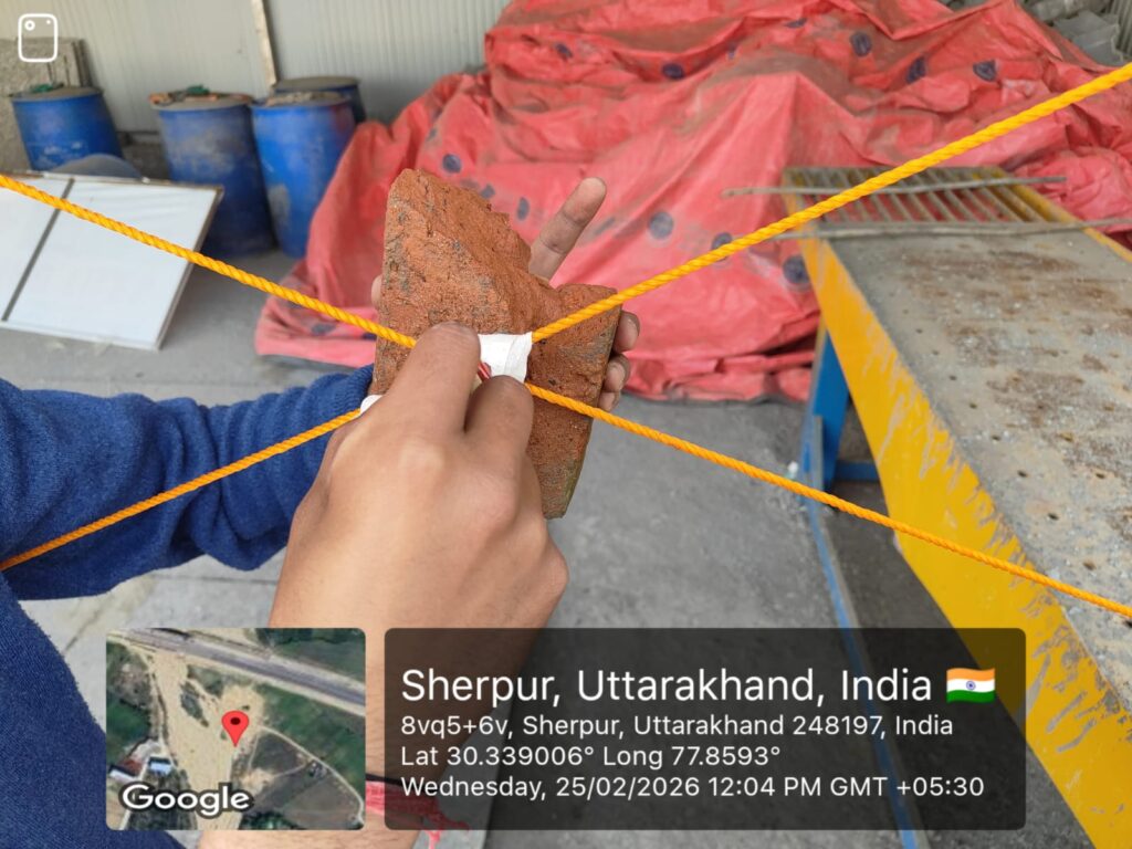 Dehradun:मसूरी-देहरादून विकास प्राधिकरण की बड़ी कार्रवाई, सुरक्षा मानकों की अनदेखी पर ऋषिकेश में बहुमंजिला भवन को किया सील.