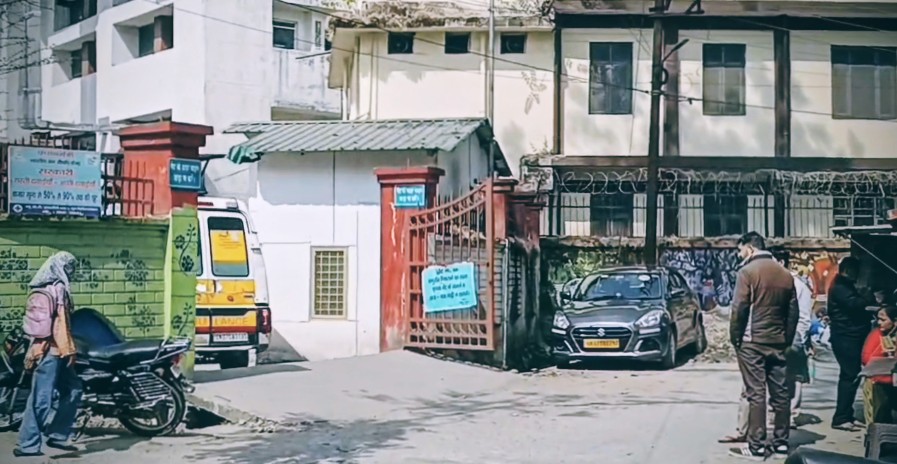 होली पर दून अस्पताल अलर्ट: डॉक्टरों और स्टाफ की अतिरिक्त ड्यूटी