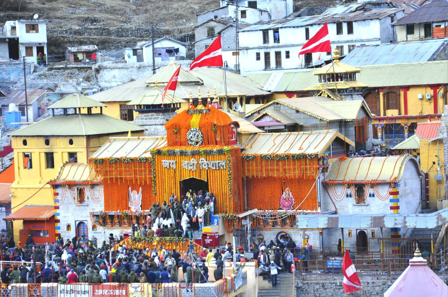 श्री बदरीनाथ धाम यात्रा 2026:नरेंद्र नगर राजदरबार से 7 अप्रैल  रात्रि को ऋषिकेश पहुंचेगी गाडू घड़ा तेल कलश यात्रा.