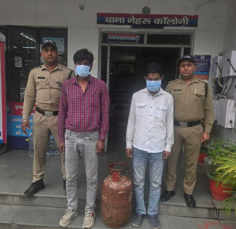 Dehradun:अलग-अलग थाना क्षेत्र में हुई चोरी की 02 घटनाओं का दून पुलिस ने किया खुलासा.