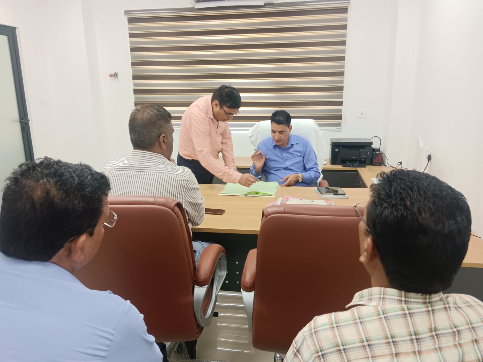 बीकेटीसी मुख्य कार्याधिकारी सोहन सिंह रांगड़ ने किया बीकेटीसी ऋषिकेश  ट्रांजिट केंप स्थित कार्यालय का निरीक्षण