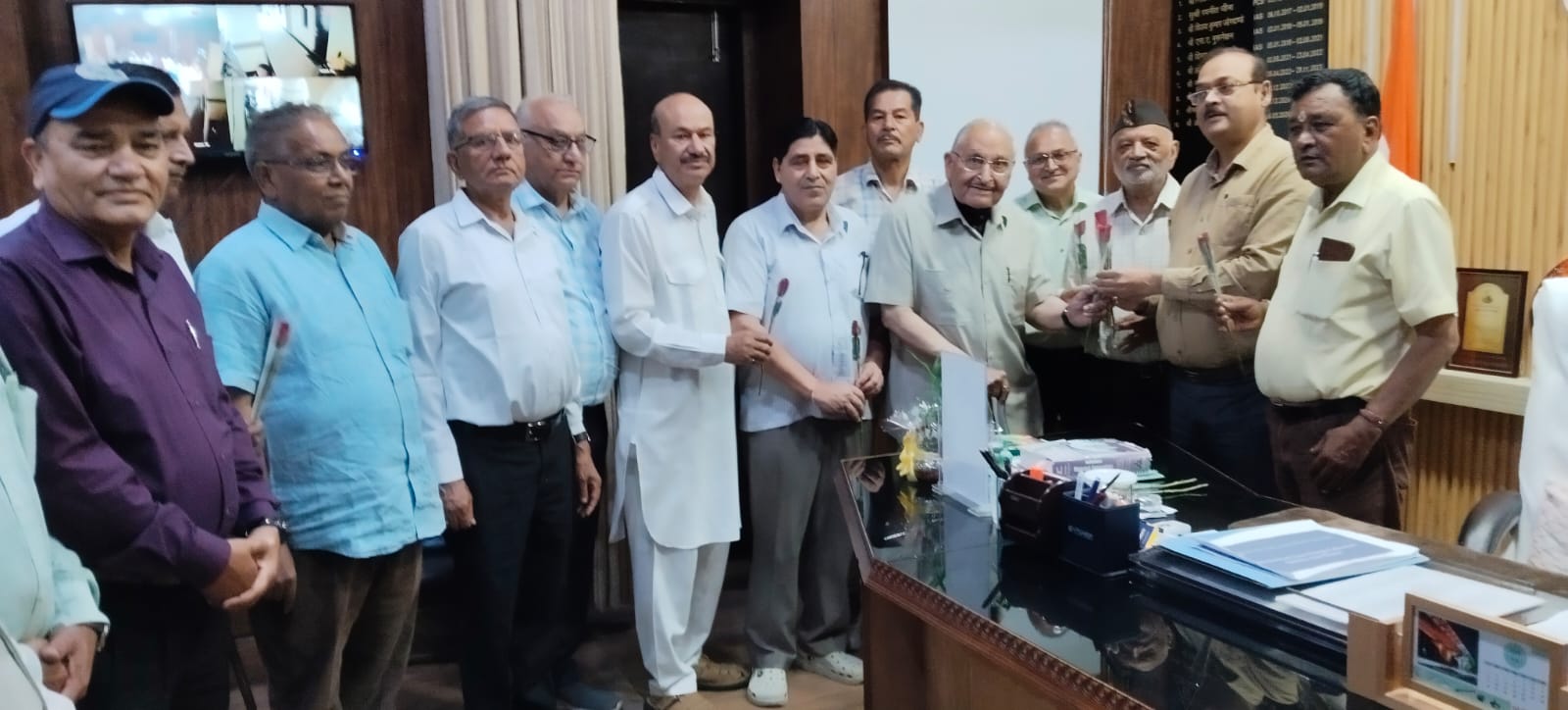 मुख्य नगर आयुक्त से  संयुक्त नागरिक संगठन के पदाधिकारियों ने की मुलाकात