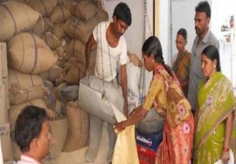 “बायोमेट्रिक पहचान के बिना नहीं मिलेगा राशन कार्ड धारकों को फ्री गेहूं चावल”