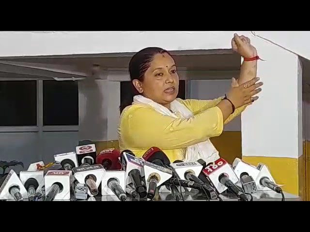 अनुपमा रावत का आरोप मार्शल्स ने की सदन में धक्का-मुक्की