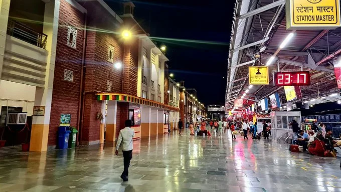 Reschedule Trains List: यात्रीगण ध्यान दें, 9 जुलाई को 13 ट्रेनों को किया गया रिशेड्यूल देखें पूरी लिस्‍ट