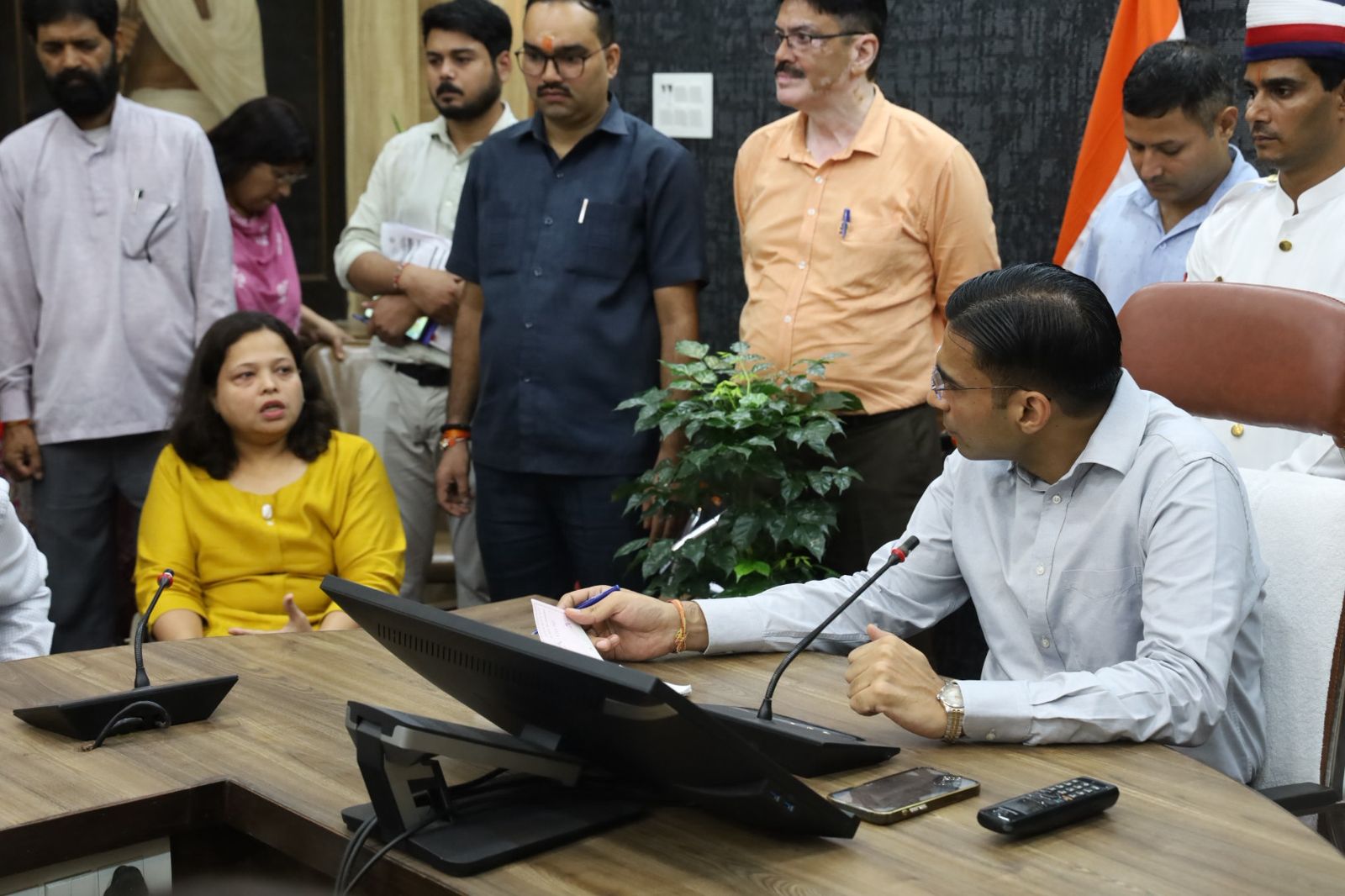 देहरादून में मूसलाधार बारिश, जिलाधिकारी ने संभाली कमान