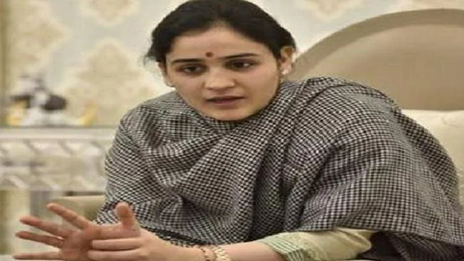 UP News: भाजपा नेता अपर्णा यादव को मिली जान से मारने की धमकी, आरोपी ने कहा- 72 घंटे में बम से उड़ा देंगे