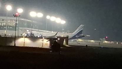 देहरादून आ रही इंडिगो फ्लाइट से पक्षी टकराया, बड़ा हादसा टला