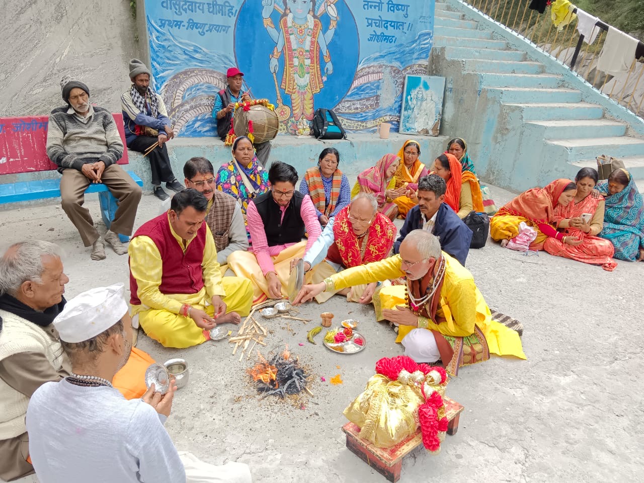 नवरात्रि के दौरान बीकेटीसी की ओर से जोशीमठ में शुरू हुई श्रीमद देवीभागवत कथा यज्ञ का हुआ जलकलश यात्रा एवं यज्ञ- हवन के साथ समापन