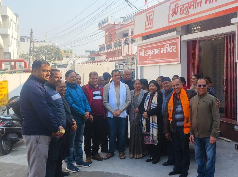 भाजपा जीएमएस मंडल कैंट विधानसभा  की ओर से हनुमान मंदिर में हनुमान चालीसा एवं विशेष स्वच्छता अभियान’ चलाया गया
