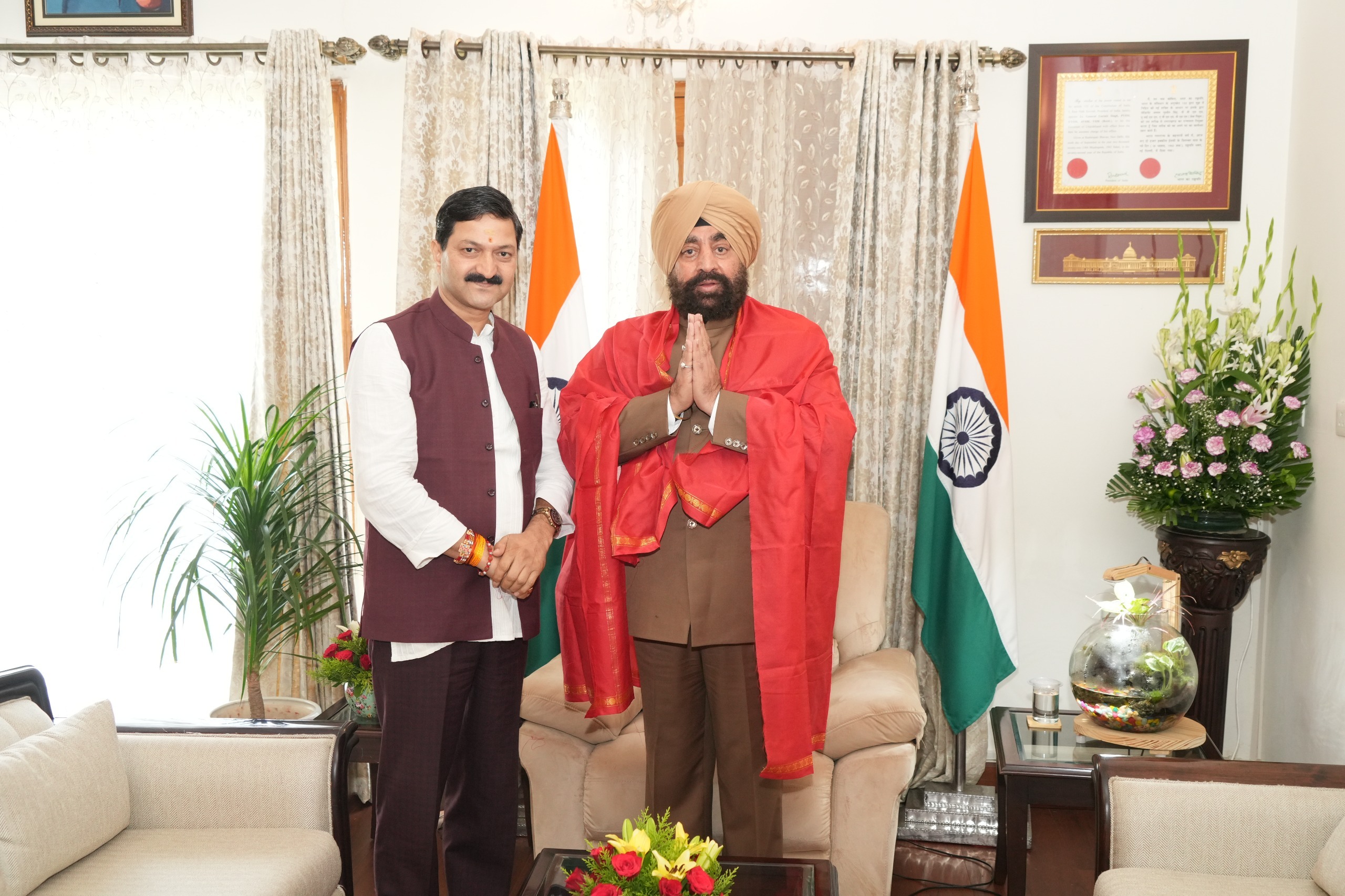 प्रदेश के राज्यपाल लेफ्टिनेंट जनरल गुरुमीत सिंह से बीकेटीसी अध्यक्ष अजेंद्र ने शिष्टाचार भेंट की