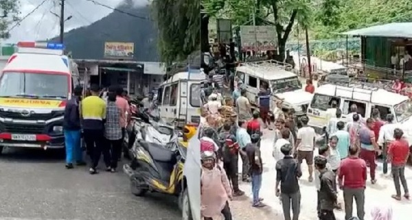 चमोली में दुःखद हादसा, कंरट की चपेट में आने से 15 की मौत, मुख्यमंत्री ने दिए जांच के आदेश: