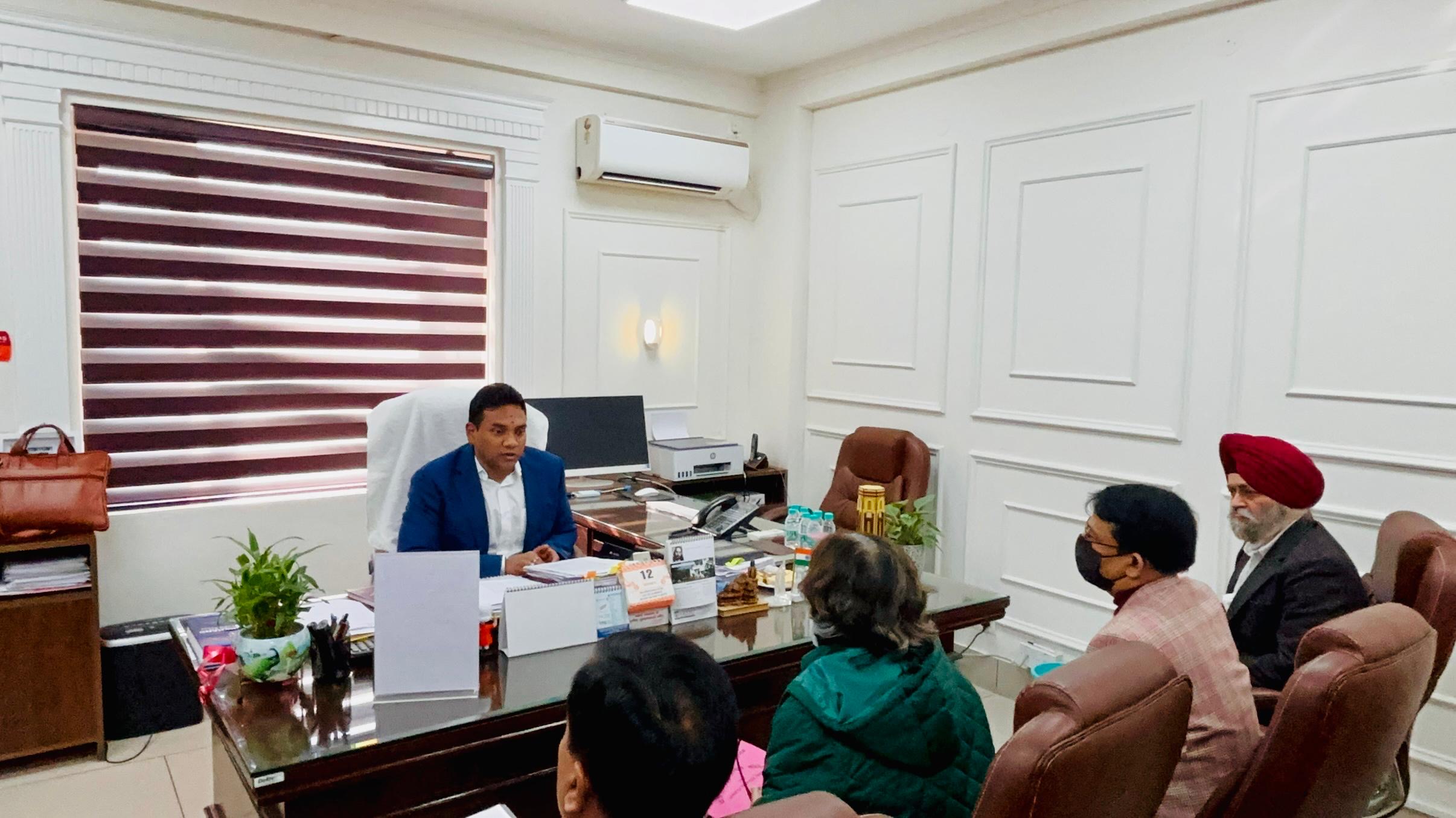 स्वास्थ्य सचिव के हस्तक्षेप से दून मेडिकल कॉलेज में सफाई कर्मचारियों की हड़ताल समाप्त