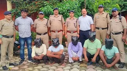 उत्तराखंडः दंरिदों ने देवभूमि को किया शर्मसार, रोडवेज बस में पांच दंरिदों ने किया बेटी से दुष्कर्म