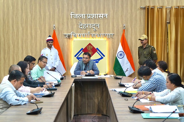मेरे जिले में नही चलेगी मनमर्जी – सविन बंसल , डीएम
