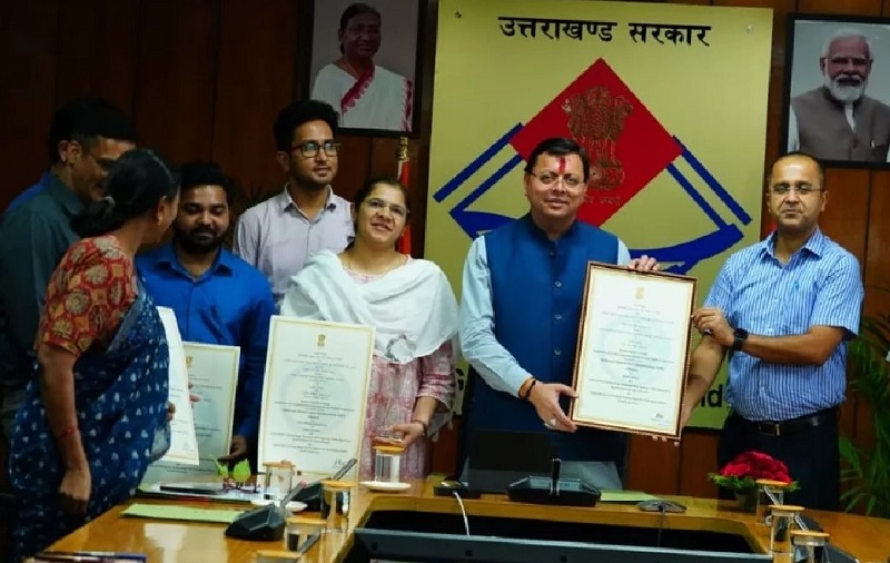 धामी सरकार की योजना से देशभर में उत्साह, ई-पोर्टल को राष्ट्रीय स्तर पर मिली पहचान