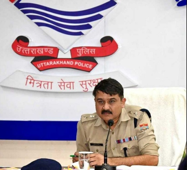 दून में कबूतर बाजों पर एसएसपी का कड़ा एक्शन