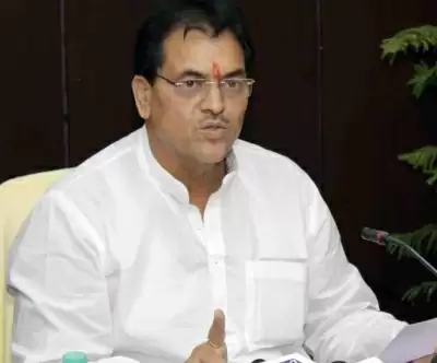 विधानसभा में हुईं भर्तियों पर बयानों से माहौल गर्म, स्पीकर के फैसले पर निगाह