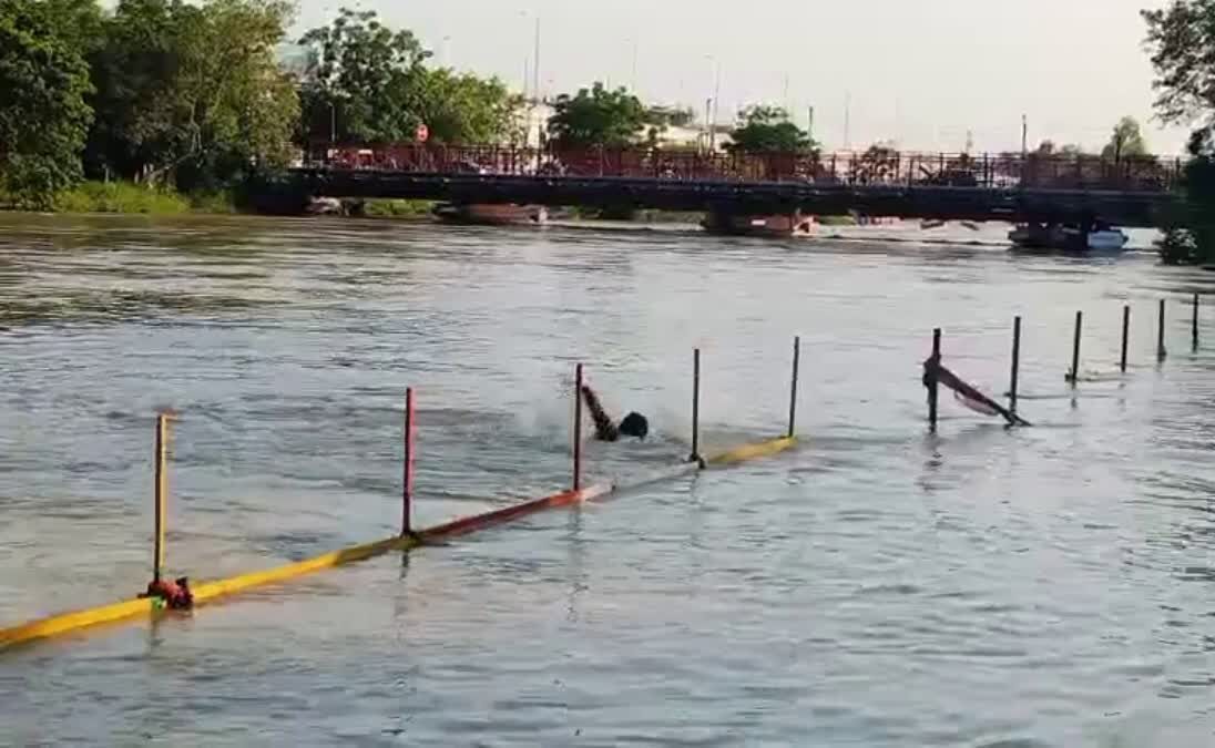 “नौकरी के सपनों के साथ हरिद्वार आया 25 वर्षीय यश, गंगनहर में मिला शव—परिजन सदमे में।”