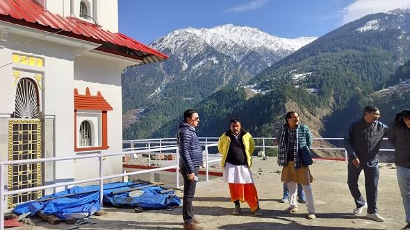 पीएम मोदी के दौरे से पहले हर्षिल-मुखवा में तैयारियां तेज़