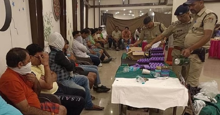 “ऋषिकेश में मशहूर मिर्गी रोग विशेषज्ञ के रिजॉर्ट में अवैध कसीनो का खुलासा: अब तक 37 लोगों की गिरफ्तारी”