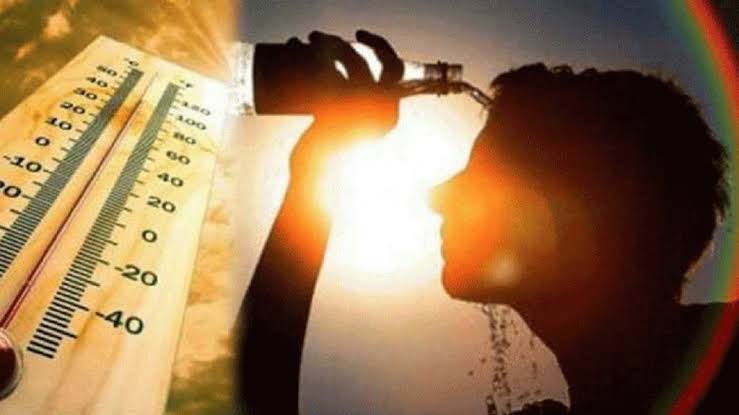 दिल्ली-NCR में गर्मी का सितम, एसी-कूलर व पंखों ने काम करना किया बंद ।