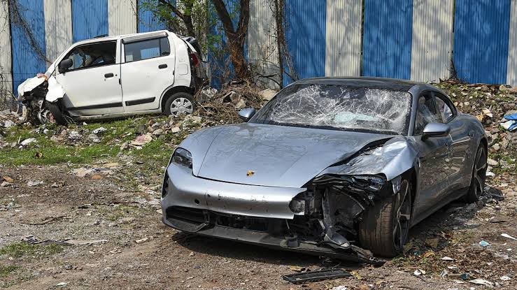 Porsche Car Accident: ड्राइवर के अपहरण और उसे धमकाने के आरोप में नाबालिग के दादा भी हुए गिरफ्तार
