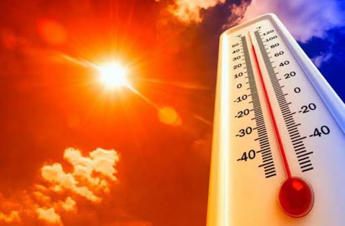 गर्मी ने तोड़े सारे रिकॉर्ड: आगरा में सीजन का सबसे गर्म दिन रहा 18 मई, अगले चार दिन के लिए लू का अलर्ट