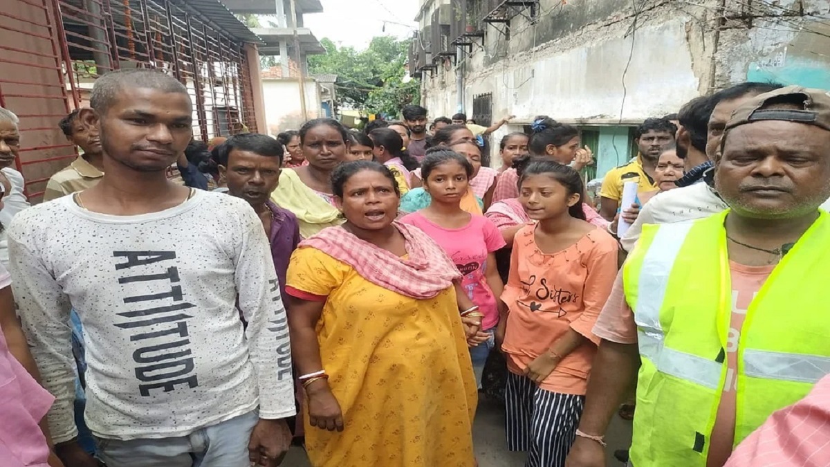 कोलकाता के धर्मतल्ला में जहरीली शराब पीने से 9 लोगों की मौत, कई लोगों की हालत गंभीर
