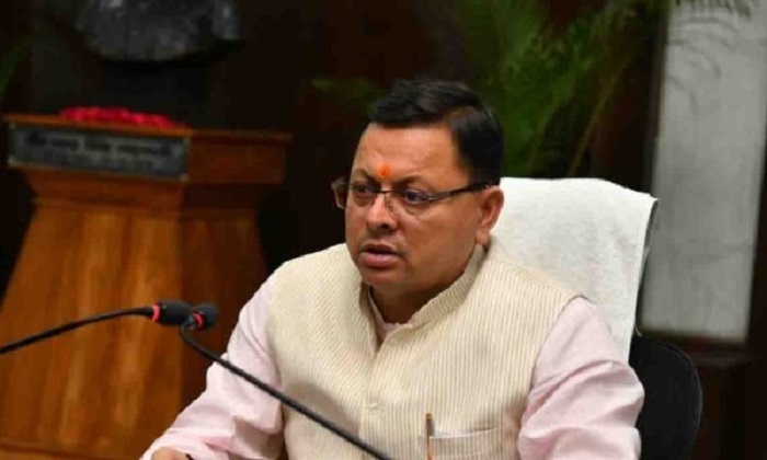 आखिर उत्तराखंड में नेता बड़ा या अफसर: