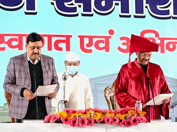 मैं सौरभ थपलियाल शपथ लेता हूँ कि....