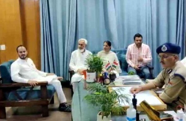 पुरोला गांव में गुरुवार को होने वाली महापंचायत को हिंदू संगठनों ने टाल दी: