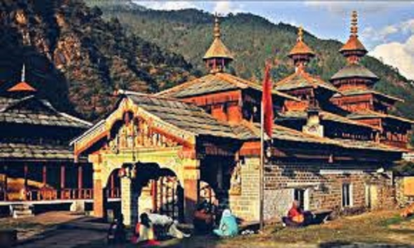 महासू महाराज को संवारेंगे सतपाल महाराज
