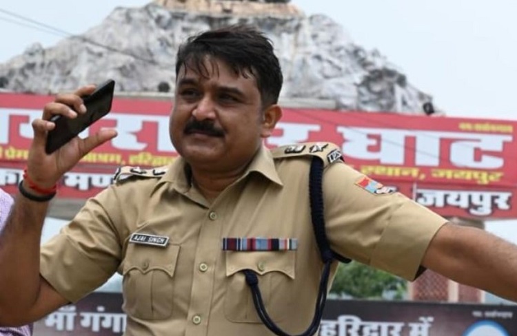 उत्तराखंड पुलिस को ड्यूटी पर लापरवाही  करना पड़ा भारी: