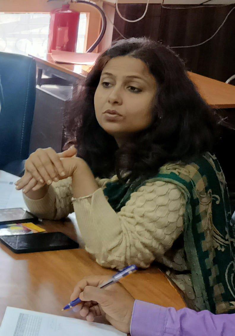 अनुपस्थित चल रहे दो शिक्षक किए बर्खास्त