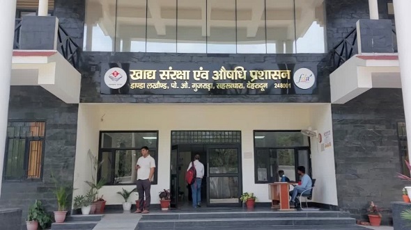 नक़ली दवा कंपनियों पर सर्जिकल स्ट्राइक!