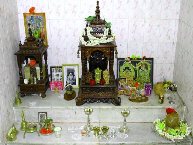 ‘पूजा स्थल ईशान कोण में होने से भर जाती है घर में शांति और समृद्धि का आभास’