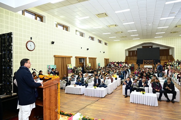 मुख्यमंत्री ने 530 चयनित अभ्यर्थियों को दिए नियुक्ति पत्र