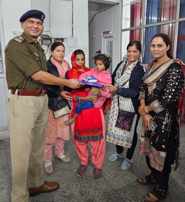 दून पुलिस की सूझबूझ से 4 साल की बच्ची सकुशल बरामद