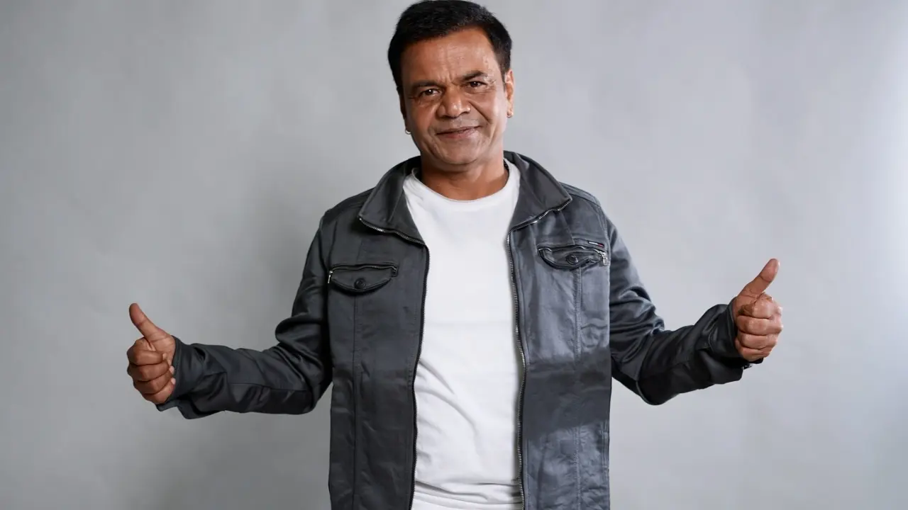 Rajpal Yadav: जेल से बाहर आए राजपाल यादव, बोले- बचपन से लेकर 55 तक देश का बच्चा-बच्चा मेरे साथ रहा.