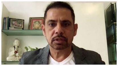 रॉबर्ट वाड्रा से जमीन सौदे में मनी लॉन्ड्रिंग को लेकर ईडी की पूछताछ जारी।
