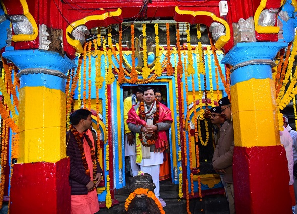शीतकालीन यात्रा का सीएम धामी ने किया शुभारंभ