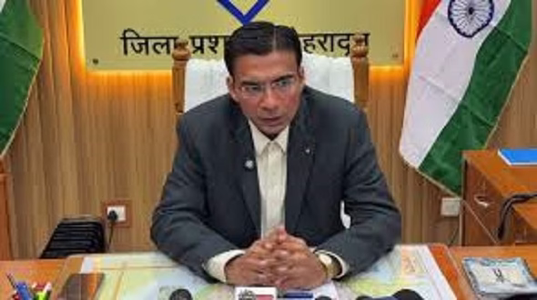 शिक्षा माफ़ियाराज नहीं चलेगा – सविन बंसल , डीएम