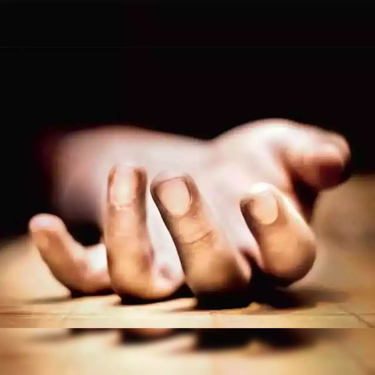 देहरादून: नौवीं के छात्र की संदिग्ध मौत, घर में पंखे से लटका मिला शव