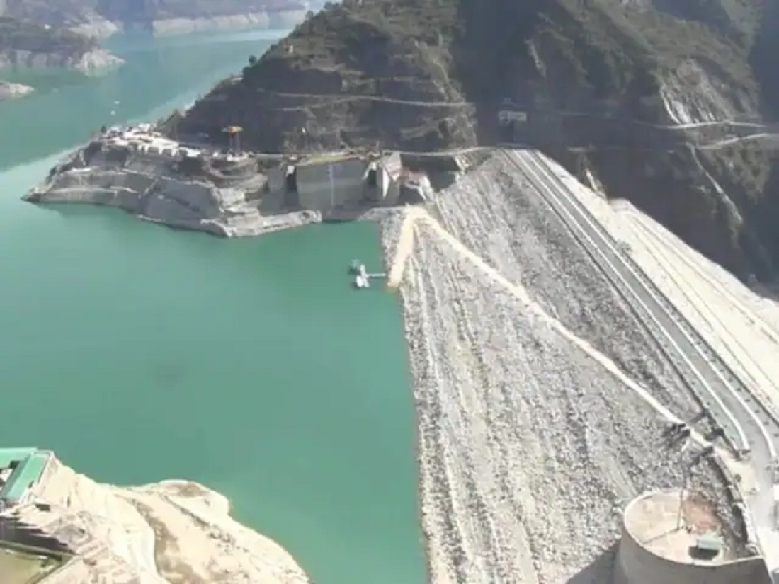 उत्तराखंड: नई टिहरी निवासी दो छात्र बीते सोमवार से स्कूल से लापता, झील के खांडखाला में एसडीआरएफ़ ने बरामद किए छात्रों के शव.