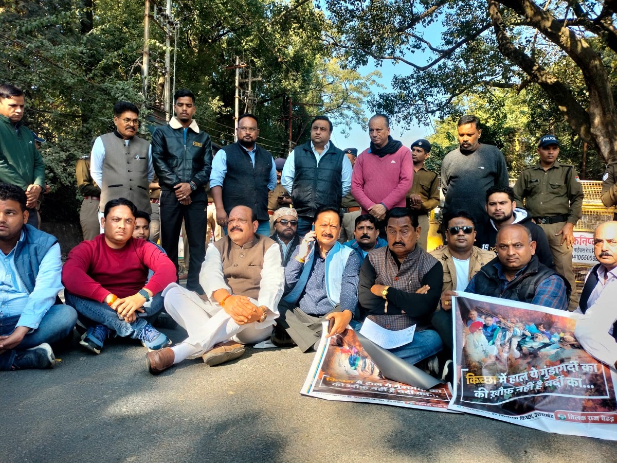 सत्ताधारी नेताओं के इशारे पर बढ़ रही गुंडागर्दी : बेहड़.