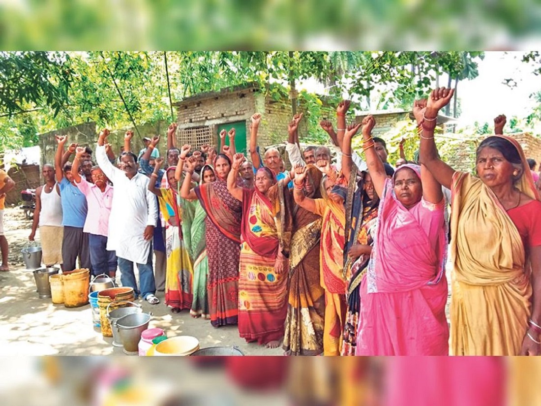 257 अवरुद्ध सड़कों को फिर से खोलने, प्रभावित गांवों में बिजली और पानी की आपूर्ति बहाल करने के प्रयास जारी.